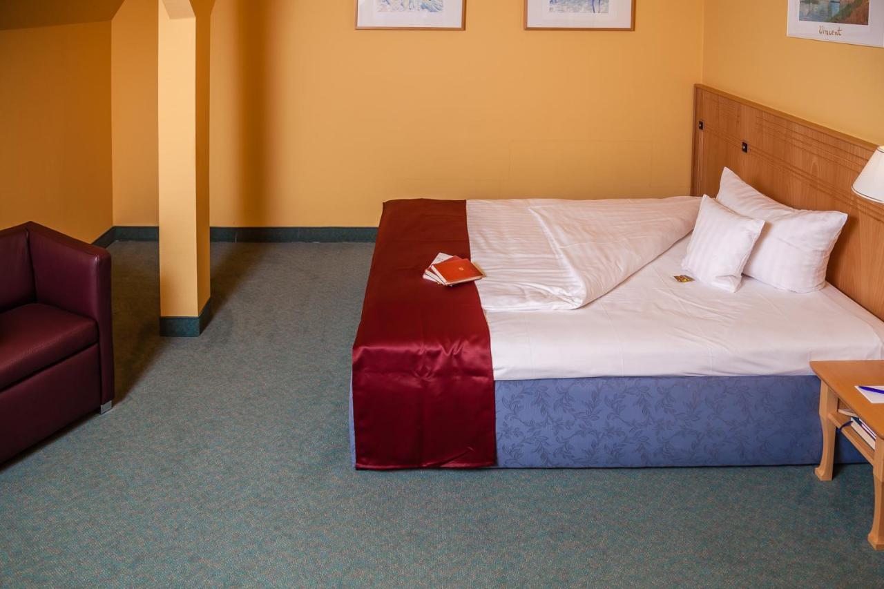 Spa Hotel Amsee Waren  Pokój zdjęcie